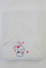 ,,Nyuszika” hímzett babakifogó 75×120 cm fehér