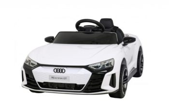 Audi RS E-Tron GT elektromos autó négy motorral fehér színben szülői távirányítóval ökobőr üléssel - 100W