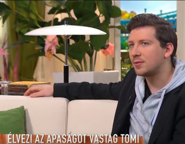 Vastag Tamas Oszinten Beszelt Az Apasagrol Babakocsi Etet