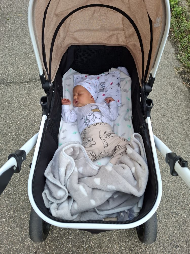 Mama Kiddies vásárlói fotó dazsanett
