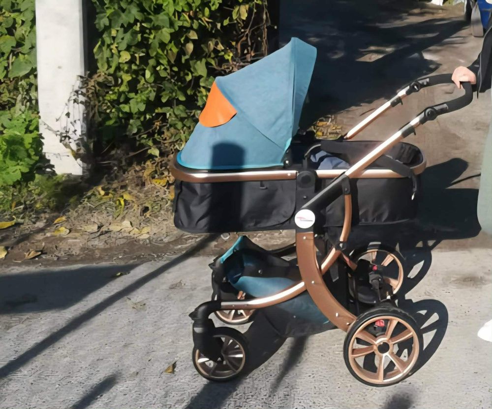 Mama Kiddies vásárlói fotó kurucolga
